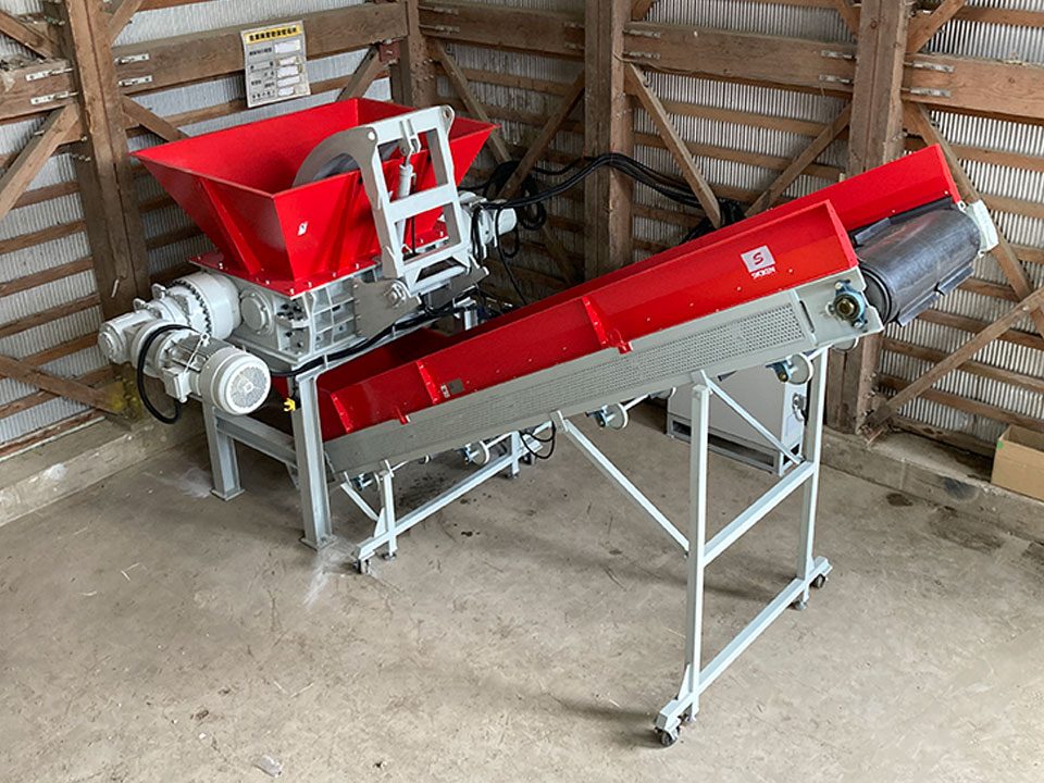 二軸破砕機TS32 納品風景