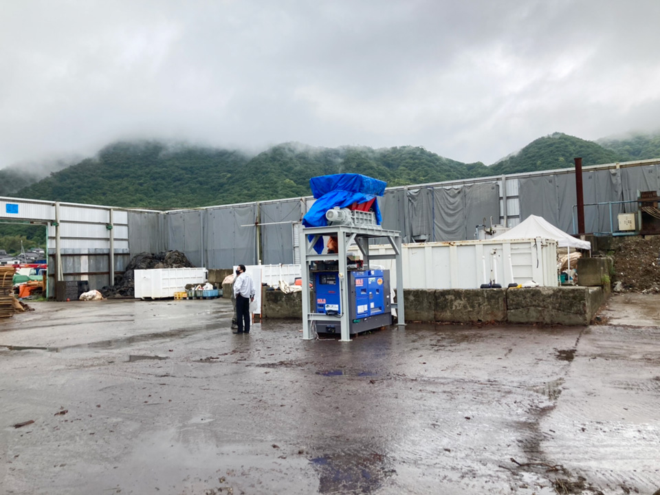 二軸破砕機TS2180 納品風景