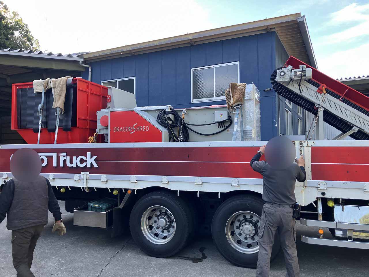 DS4080荷下しの様子